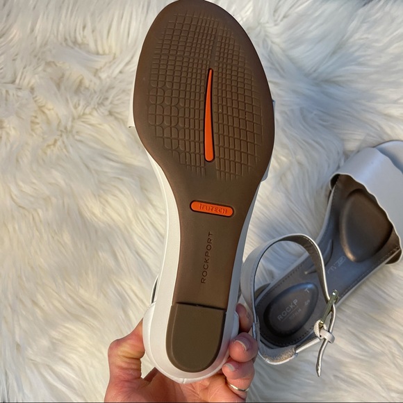Rockport Total Motion Zandra white sandals size 5 - Picture 7 of 9